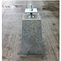 Betonpoer Taps Grijs 40x15x15 - 24x24 Draad M20